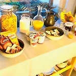فندق مبيت وإفطار Viva Urmein